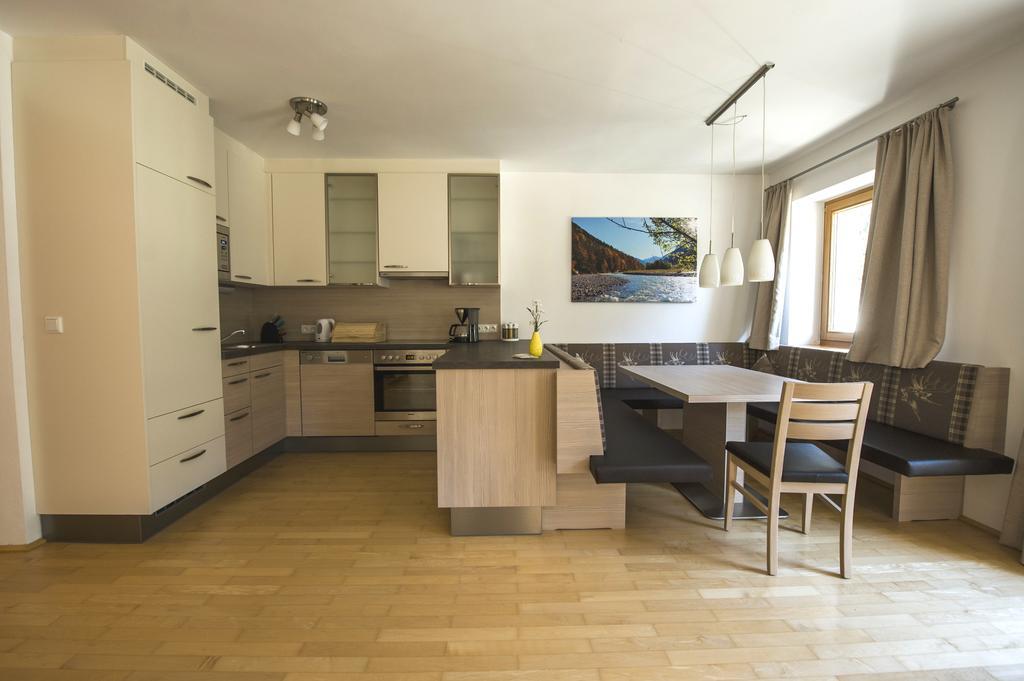 Ferienhaus am Rohntalbach Hinterriß Exterior foto